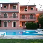Stathis Apartments