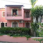Stathis Apartments